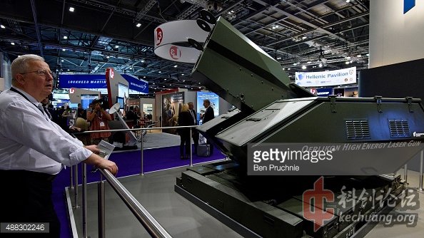 32269_442875_598581莱茵金属防务电子公司展示的另一款激光武器.jpg